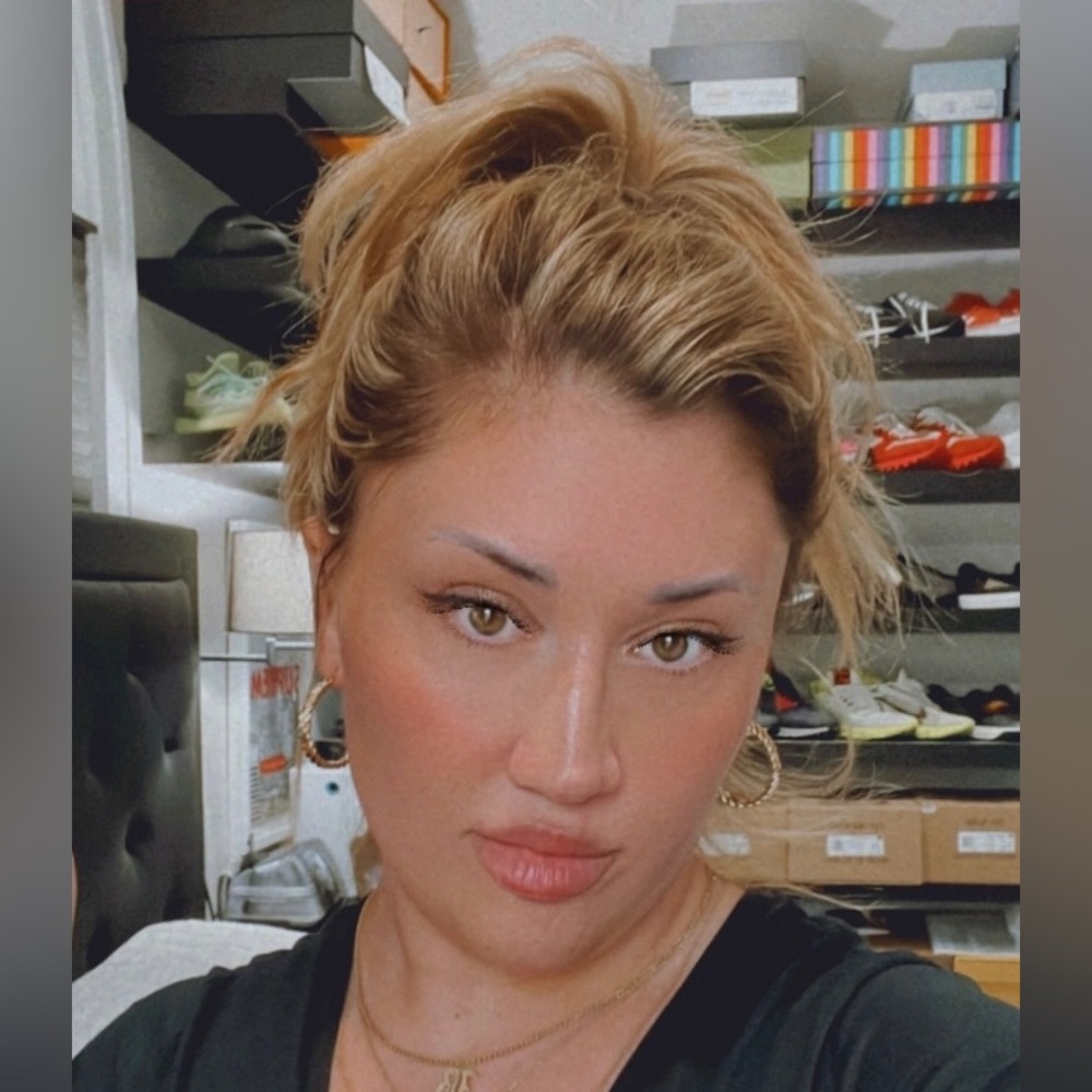 Meet your Posher, Bianca